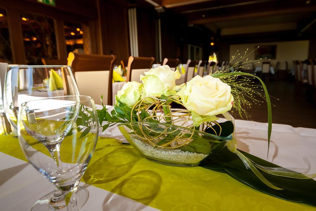 Wohlfuehlhotel Der Jaegerhof Willebadessen エクステリア 写真