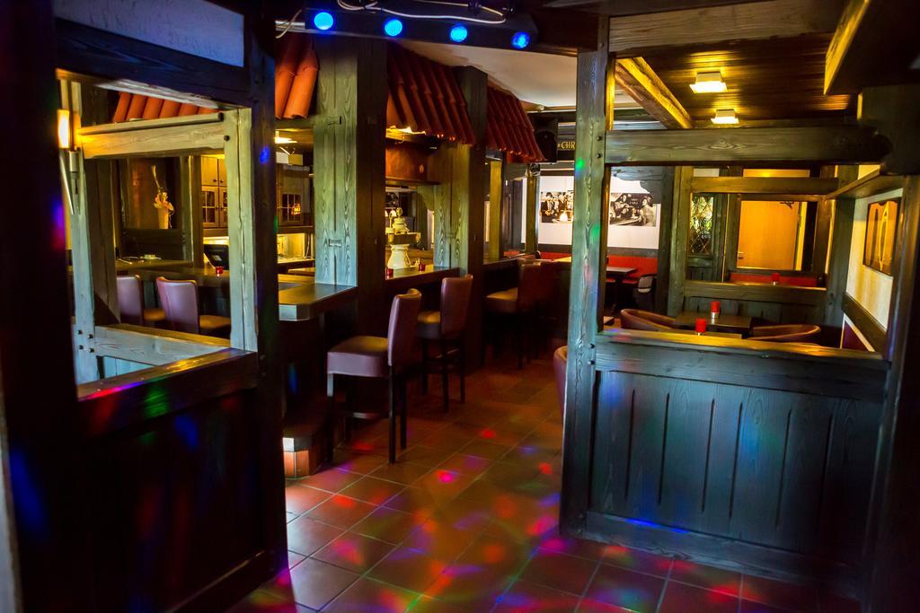 Wohlfuehlhotel Der Jaegerhof Willebadessen エクステリア 写真